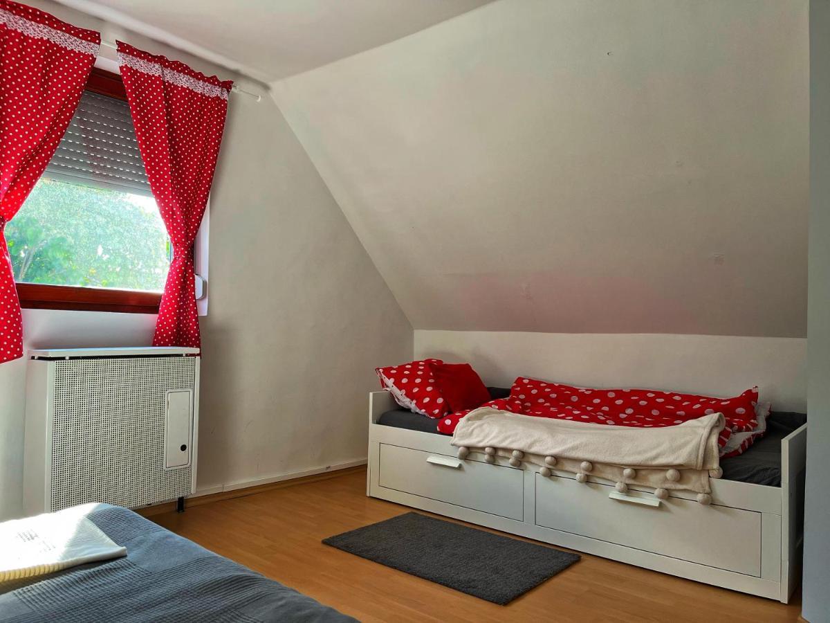 Poettyoesotthon Vendeghaz Appartement Tiszabábolna Buitenkant foto