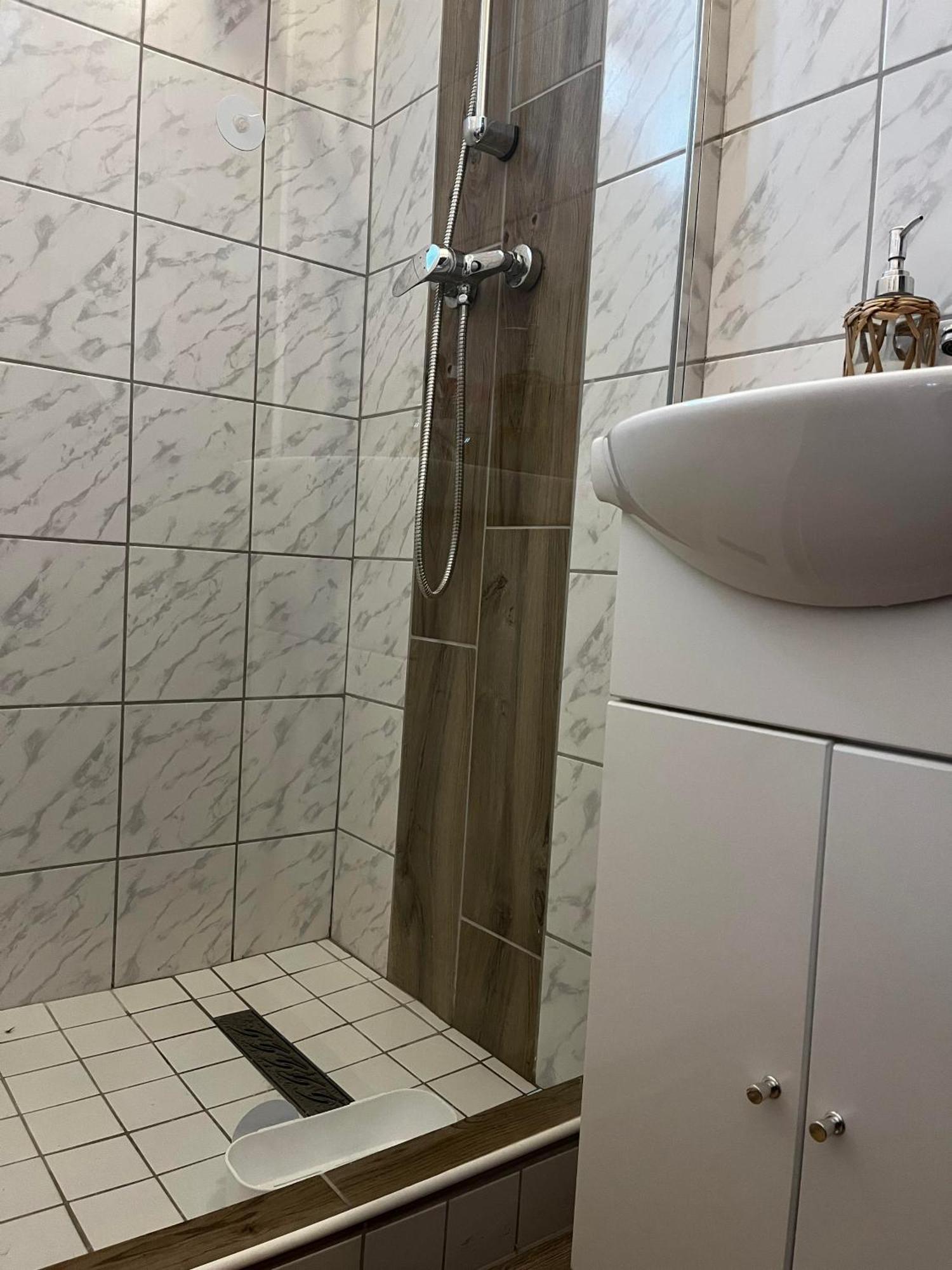 Poettyoesotthon Vendeghaz Appartement Tiszabábolna Buitenkant foto